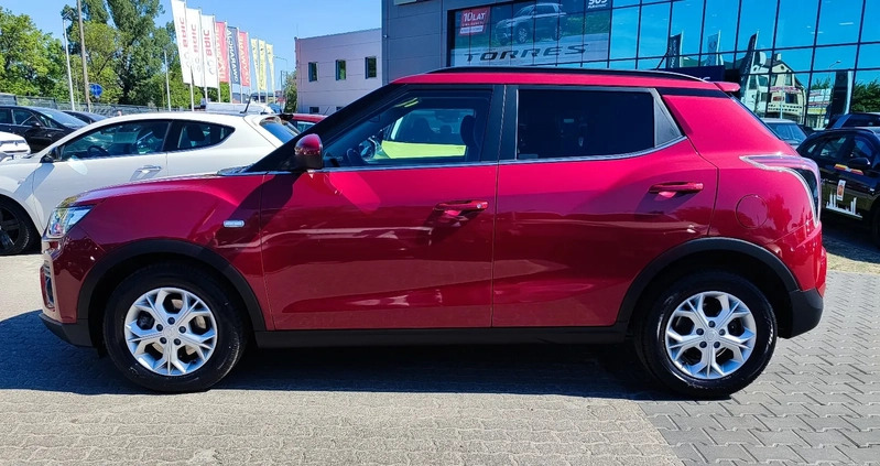 SsangYong Tivoli cena 74900 przebieg: 61000, rok produkcji 2021 z Suchedniów małe 407